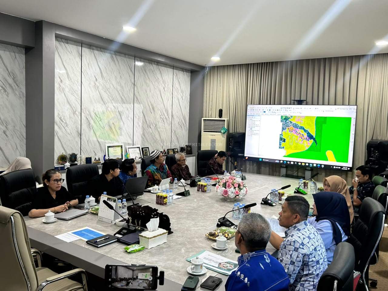 Rapat Nasib 270 SHM Warga Tojo Ditunda, Kepala Kanwil BPN Sulteng Tak Hadir